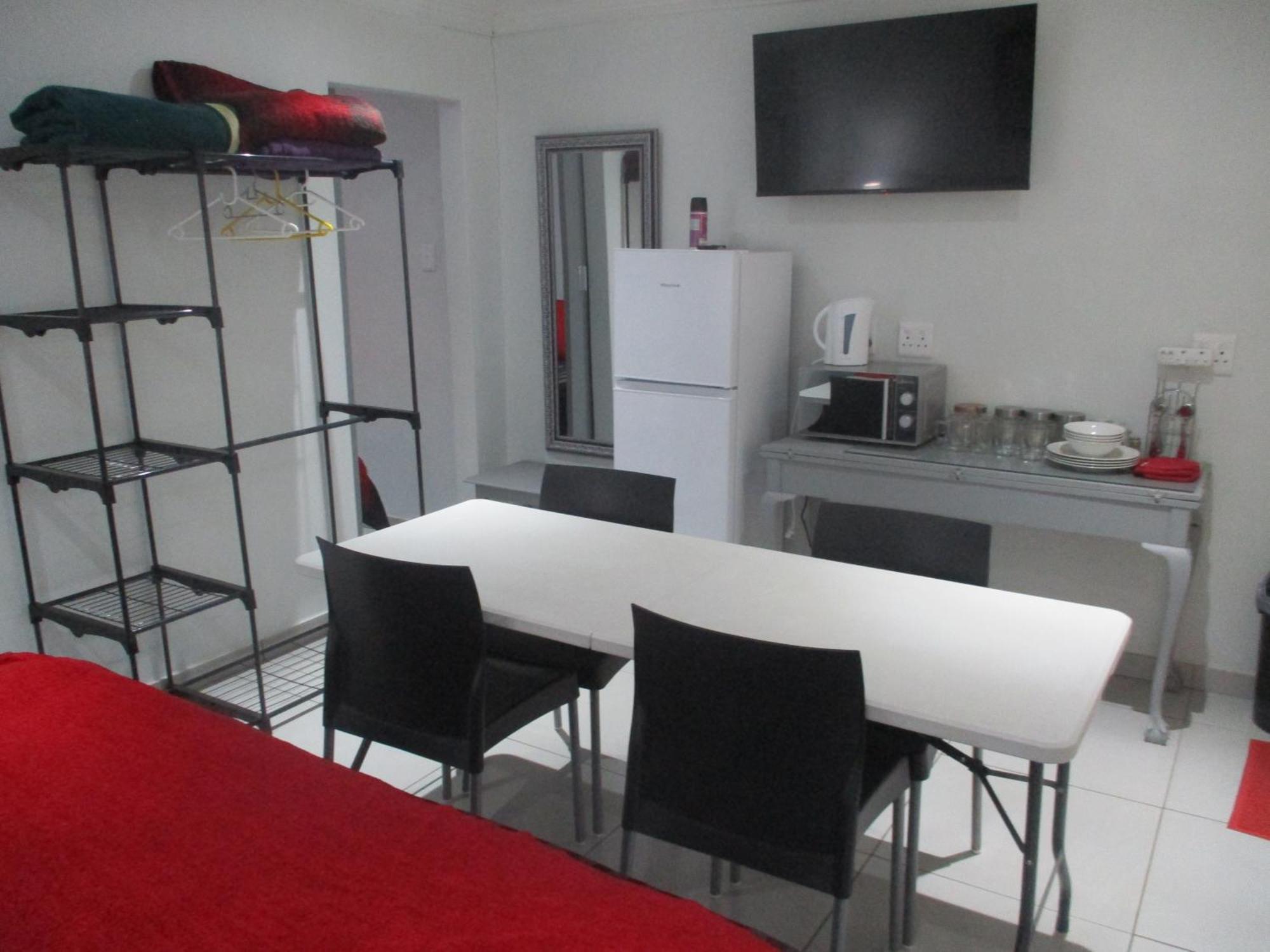 Lekker Rus Appartement Bloemfontein Buitenkant foto