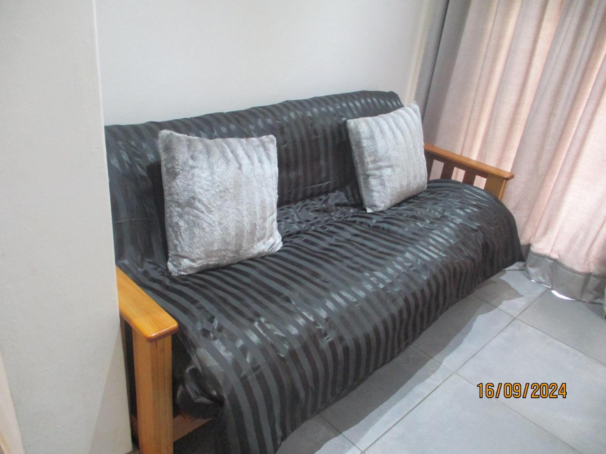 Lekker Rus Appartement Bloemfontein Buitenkant foto